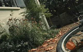 麦当劳出宠物玩具，属于狗狗的快乐