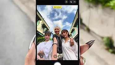 iPhone新广告，多人自拍也能如此丝滑