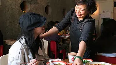 抖音生活服务：有些店，一进去就会想到自己的妈妈