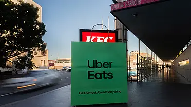Uber Eats：把别的广告装起来，就是我的广告了