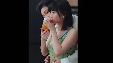 茉莉奶白，七夕短剧上演假戏真爱