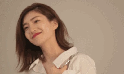 没有人永远年轻,但年轻的笑容永远治愈